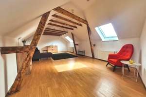 Licht, Charme & Gemütlichkeit – modernes Dachgeschossdomizil mit 3 - 4 Zimmern – Die vollständige Adresse der Immobilie erhältst du vom Anbieter., 47798 Stadtmitte, Krefeld – Vorschaubild 1