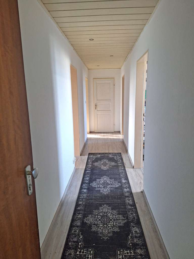 Immobilie in Wolfratshausen - Praktische 3-Zi-WHG im ruhigen Stadtteil Farchet - Bild 2