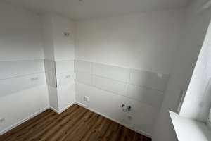 Seniorenwohnanlage ab 60J. : Helle 1,5-Zimmer Wohnung im 3. OG mit Balkon in Dortmund-Brackel – 44309 Brackel (Ortsteil), Dortmund – Vorschaubild 3