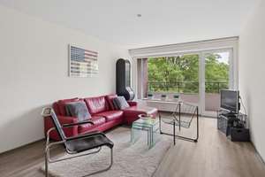 Stilvoll möblierte 2-Zimmer-Wohnung mit Westbalkon & Tiefgarage in Hamburg-Berne (bezugsfertig)
