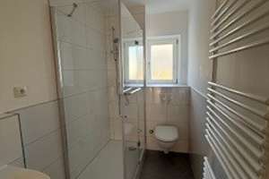 kernsanierte 4 Zimmer Altbau Wohnung mit Balkon zu vermieten – Rheinstraße 89, 65185 Mitte, Wiesbaden – Vorschaubild 9