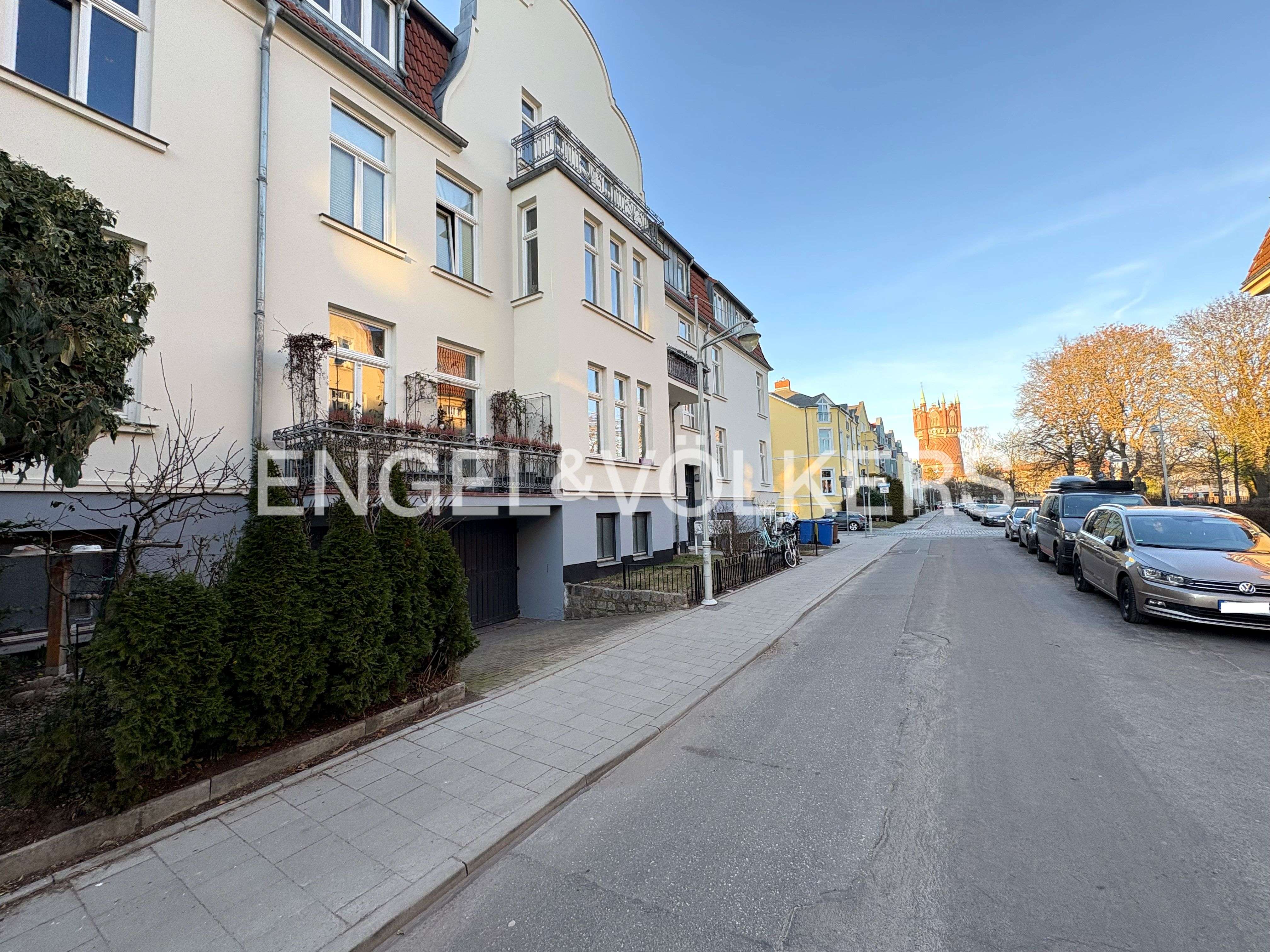 Ausbaureserve im DG eines attraktiven Mehrfamilienhauses!, Rostock Kreis – Bild 2