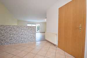 Moderne Doppelhaushälfte mit 4 Zimmern + pflegeleichtem Garten... – Goslar (Kreis) – Vorschaubild 8