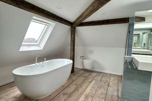 Traumwohnung ! Mit Sauna, Balkon, 2 Bäder, 2 Balkone, Fitnesstreppe, ohne EBK – Lerchenstraße 71, 70176 Rosenberg, Stuttgart – Vorschaubild 6