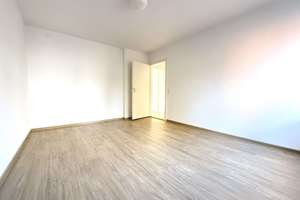 Sanierte 2-Zi-Whg mit neuer EBK & Balkon & Tageslichtbad | WG geeignet – Illerweg 10, 30519 Döhren, Hannover – Vorschaubild 13