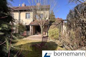 Beliebte Wohnlage, Hardhöhe! Freie DHH mit Südgarten + Garage!