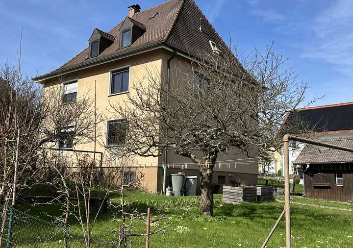 Gepflegtes 3-FMH mit genehmigter Bauvoranfrage für ein 6-FMH in Friedrichshafen Zentrum!!