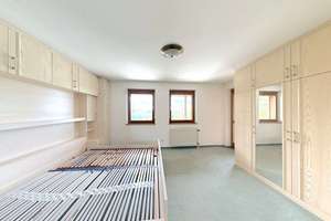 ++Sofort beziehbares Landhaus in unverbaubarer Lage in Neuburg am Inn++ – Die vollständige Adresse der Immobilie erhältst du vom Anbieter., 94127 Neuburg am Inn – Vorschaubild 12