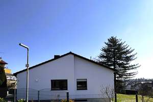 Ankommen. Durchatmen. Zuhause sein – Ihr neues Familienglück  mit großem Garten in Sachsenheim! – Die vollständige Adresse der Immobilie erhältst du vom Anbieter., 74343 Sachsenheim – Vorschaubild 2