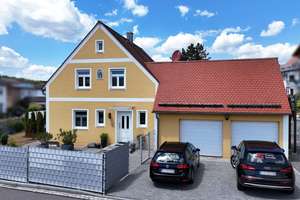 Gepflegtes Einfamilienhaus mit Keller und Doppelgarage in Burglengenfeld / Holzheim am Forst – Die vollständige Adresse der Immobilie erhältst du vom Anbieter., 93183 Holzheim am Forst – Vorschaubild 3