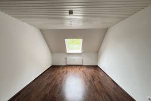 *SPEZIELLER CHARME IN NIEDERKASSEL* - MAISONETTE – Niederkasseler Kirchweg 58, 40547 Niederkassel, Düsseldorf – Vorschaubild 16