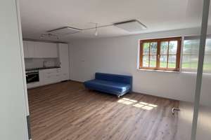 Erstbezug – helle 2-Zimmer-Wohnung mit eigenem Zugang und moderner Ausstattung