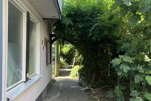Top-Wohnlage! Bezugsfreies, charmantes Einfamilienhaus mit Sonnengarten und Innenhof! – Die vollständige Adresse der Immobilie erhältst du vom Anbieter., 53127 Ippendorf, Bonn – Vorschaubild 3