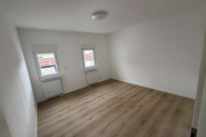 Großzügiges Einfamilienhaus mit 150 m² Wohnfläche in ruhiger Lage – Die vollständige Adresse der Immobilie erhältst du vom Anbieter., 65205 Delkenheim, Wiesbaden – Vorschaubild 6