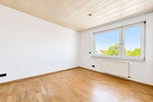 4 Zimmer Maisonette ETW mit 2 Bädern, Klima, Garage und Garten zur Mitbenutzung in Duisburg Süd – Die vollständige Adresse der Immobilie erhältst du vom Anbieter., 47249 Wanheim-Angerhausen, Duisburg – Vorschaubild 12