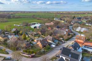Startschuss für Wohnträume: Massivbau mit moderner Pelletheizung – Die vollständige Adresse der Immobilie erhältst du vom Anbieter., 24253 Prasdorf – Vorschaubild 1