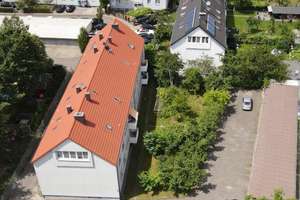 2 Mehrfamilienhäuser + 11 Garagen