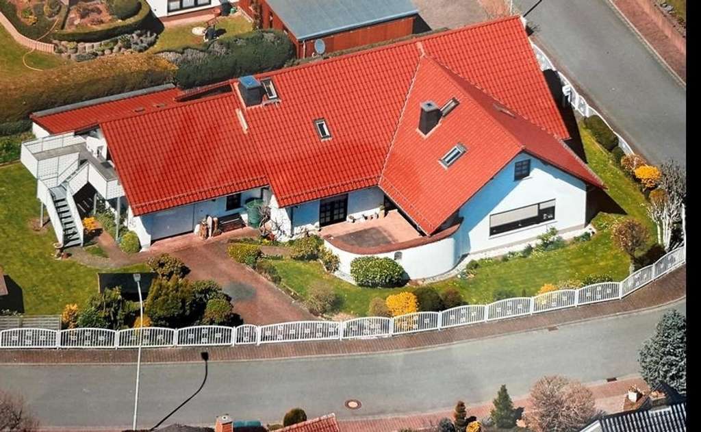 Immobilie in Gedern - Landhaus-Bungalow in Gedern Ober-Seemen - Feldrandnah - Bild 1