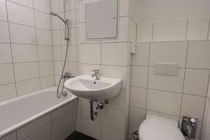 Wohnung für Auszubildende - 3er Wohngemeinschaft möglich. – Michelangelostr. 1, 1217 Räcknitz/Zschertnitz, Dresden – Vorschaubild 3
