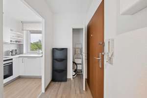 Stilvoll möblierte 2-Zimmer-Wohnung mit Westbalkon & Tiefgarage in Hamburg-Berne (bezugsfertig) – Die vollständige Adresse der Immobilie erhältst du vom Anbieter., 22159 Farmsen-Berne, Hamburg – Vorschaubild 8