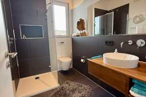 Exklusives Penthouse mit Fernsicht und Holzkamin - Luxuswohnen im Osten Münchens – München – Vorschaubild 12