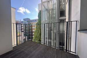 Charmante Wohnung mit zwei Balkonen im soliden Altbau im Boxhagener Kiez – Die vollständige Adresse der Immobilie erhältst du vom Anbieter., 10245 Friedrichshain, Berlin – Vorschaubild 4
