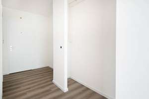 Charmante 2-Zimmer-Wohnung mit Balkon – frisch saniert – Die vollständige Adresse der Immobilie erhältst du vom Anbieter., 24159 Schilksee, Kiel – Vorschaubild 3