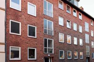Umzug gefällig? Sanierte 1 2/2 halbe Zimmer Wohnung inmitten der Lübecker Altstadt! – Kleiner Bauhof 2, 23552 Innenstadt, Lübeck – Vorschaubild 2
