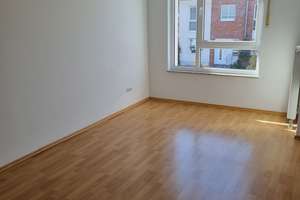 Schönes, ruhig gelegenes Reihenmittelhaus (Energiekl. B), 4 Zi, 2 Bäder, Garage, 200m zum U-Bahnhof – Die vollständige Adresse der Immobilie erhältst du vom Anbieter., 40489 Wittlaer, Düsseldorf – Vorschaubild 8