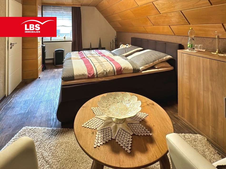 Schlafzimmer OG