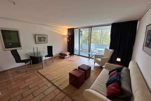 Geschmackvolle, gepflegte, teilmöbl 1-Raum-Whg, mit gehobener Innenausstattung u. EBK in M-Schwabing – Beltweg 12, 80805 Biederstein, München – Vorschaubild 4