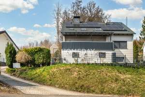 Zweifamilienhaus mit Terrasse, Dachterrasse und PV-Anlage in ruhiger Hanglage – Die vollständige Adresse der Immobilie erhältst du vom Anbieter., 58553 Halver – Vorschaubild 3