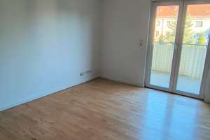 Helle 3-Zimmer-Wohnung mit moderner Einbauküche und Südbalkon – Selchowstraße 15, 12489 Adlershof, Berlin – Vorschaubild 3