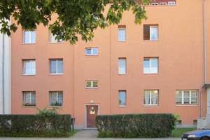 **Familienwohnung in Elbnähe**