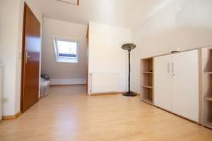 Ruhig wohnen, zentral leben: Reihenmittelhaus mit Südgarten und Weitblick ins Grüne! – Die vollständige Adresse der Immobilie erhältst du vom Anbieter., 42855 Haddenbach, Remscheid – Vorschaubild 13
