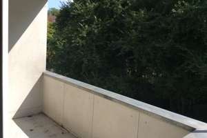 Frisch renoviert! Klasse 3-Zimmer-Wohnung mit Balkon!