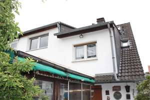 Doppelhaushälfte (1-2 Familienhaus) in guter Lage mit Potential - Erbbaugrundstück (RLZ: 53 Jahre ) – 40599 Hassels, Düsseldorf – Vorschaubild 3