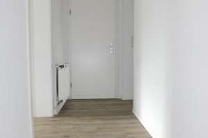 Einziehen und Wohlfühlen - renovierte 4-Zimmer-Wohnung im 1. OG mit Balkon... – Breitenbachstr. 49, 47809 Oppum, Krefeld – Vorschaubild 6