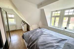 * helle und sehr schöne 2-Zimmer-Wohnung in denkmalgeschützter sanierter Villa * – Die vollständige Adresse der Immobilie erhältst du vom Anbieter., 1309 Striesen-Süd, Dresden – Vorschaubild 5