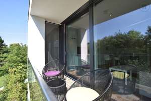 Modern möblierte Wohnung mit Balkon und traumhaftem Blick ins Grüne in Stuttgart Weilimdorf – Die vollständige Adresse der Immobilie erhältst du vom Anbieter., 70499 Weilimdorf (Ortsteil), Stuttgart – Vorschaubild 5