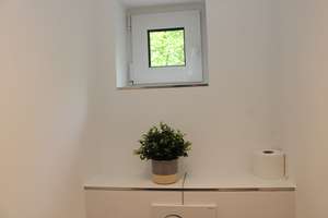 Kft. Reihenmittelhaus mit 5 Zimmern frisch modernisiert und ohne Käuferprovision ! – Pommernring 111, 23569 Kücknitz, Lübeck – Vorschaubild 9