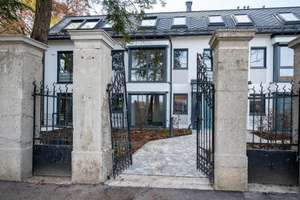 Property thumbnail 12