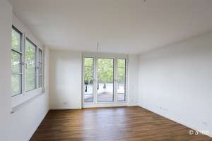 Modernes Townhouse auf 4 Ebenen mit Studio, Hobbyraum und TG-Stellplätzen *ab 01.02.26* – Hämmerlingstraße 132, 12555 Köpenick, Berlin – Vorschaubild 9