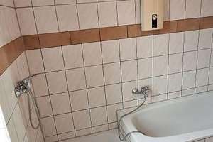 Provisionsfrei* Geräumige 4-Zi.-Wohnung m. Stellpl., Altendorfer Straße, 1.OG – Altendorfer Straße 298, 45143 Altendorf, Essen – Vorschaubild 15