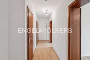 Citynah & bezugsfrei: 2-Zimmer-Wohnung mit Loggia und Blick ins Grüne – 60488 Hausen, Frankfurt am Main – Vorschaubild 4
