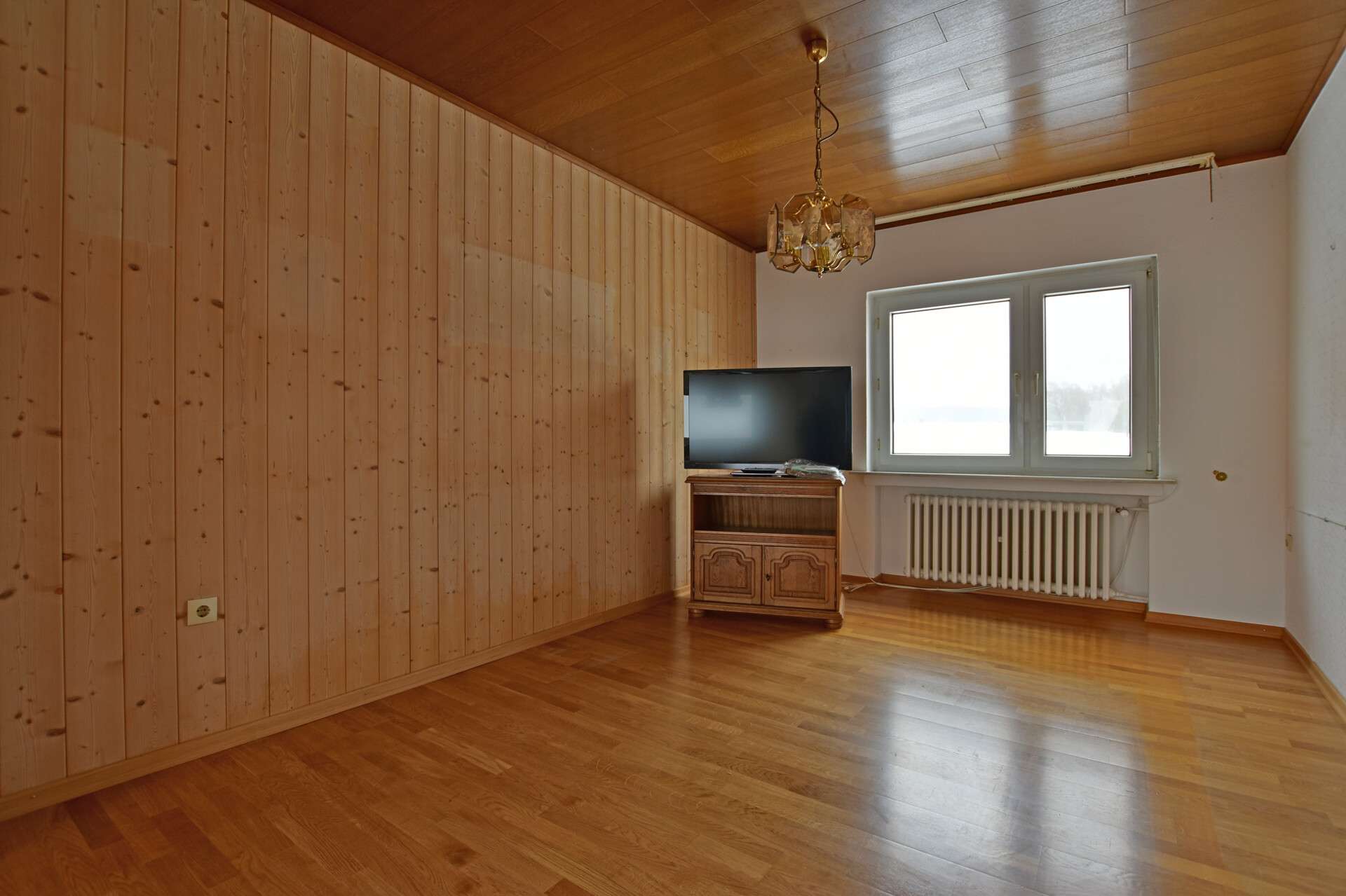 Immobilie in Niedenstein - Gepflegtes Ein- bis Zweifamilienhaus in reizvoller Feldrandlage von Niedenstein-Metze - Bild 14