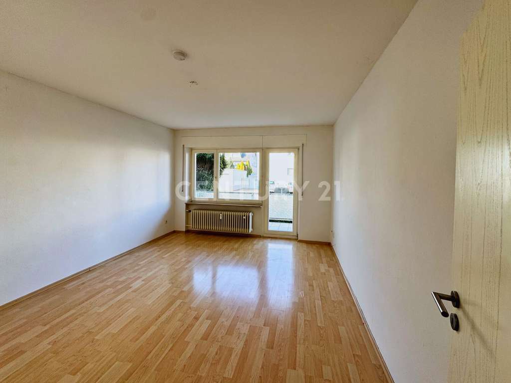 Immobilie in Flörsheim - Koffer packen und einziehen! Renovierte 2-Zimmer-Wohnung in ruhiger Lage - Bild 3