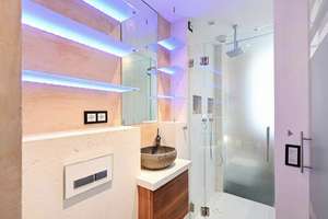  “Luxuriöse 115-m²-Designerwohnung am Mühlbach in den Isargärten-Wasserspiele – Maria-Einsiedel-Str. 13, 81379 Thalkirchen, München – Vorschaubild 9
