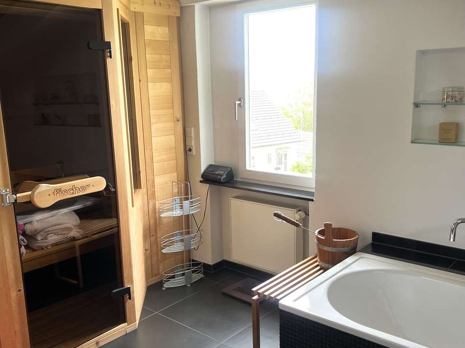Badezimmer mit Sauna