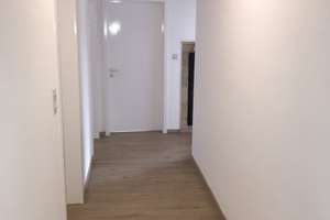 Wohnen mit Charakter: 3-Zimmer-Wohnung in Albstadt – Hohbergplatz 3, 72461 Albstadt – Vorschaubild 11